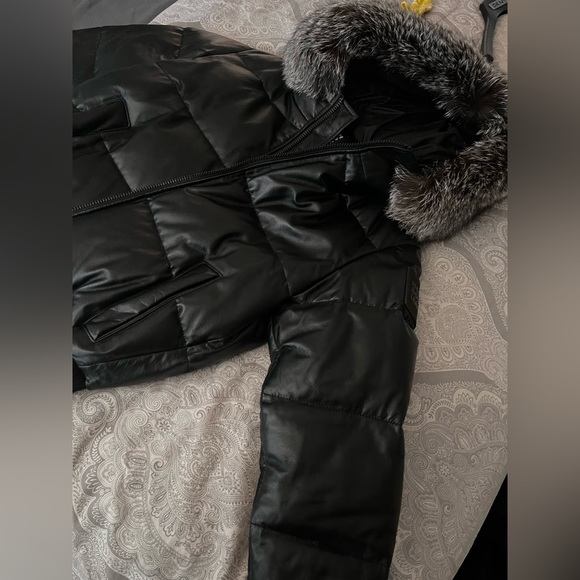 Northbound leather puffer size M - Picture 5 of 7